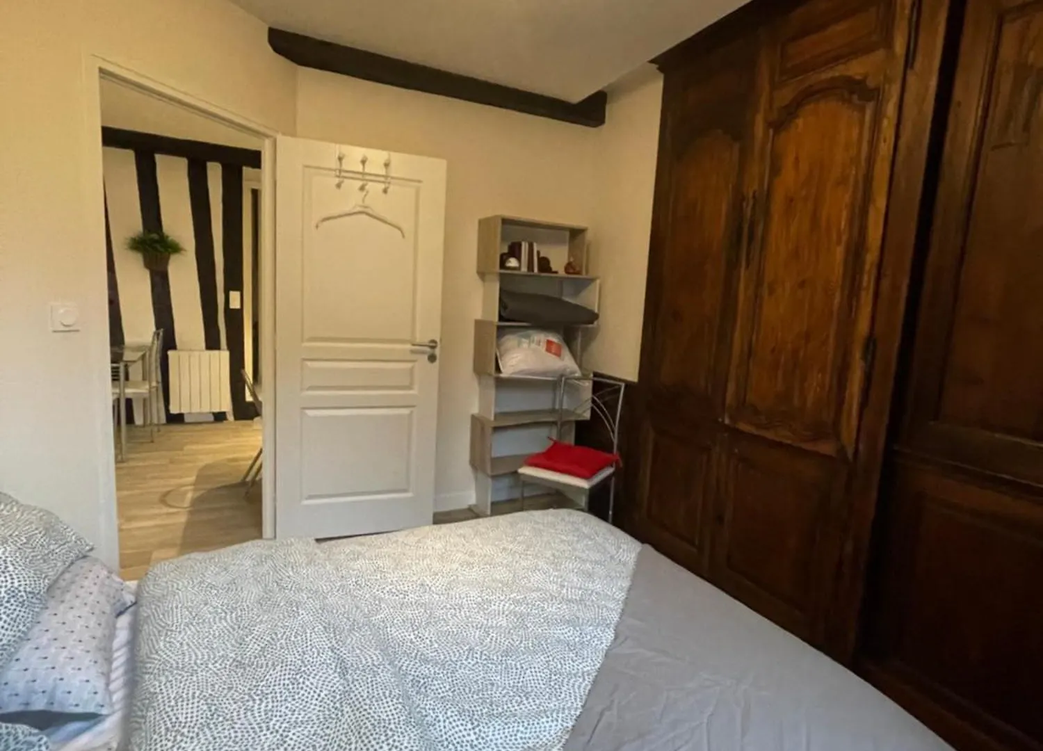 Charmant Appartement A Dinan Francia